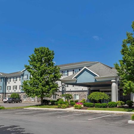 Comfort Inn & Suites East Greenbush - Albany Exterior photo