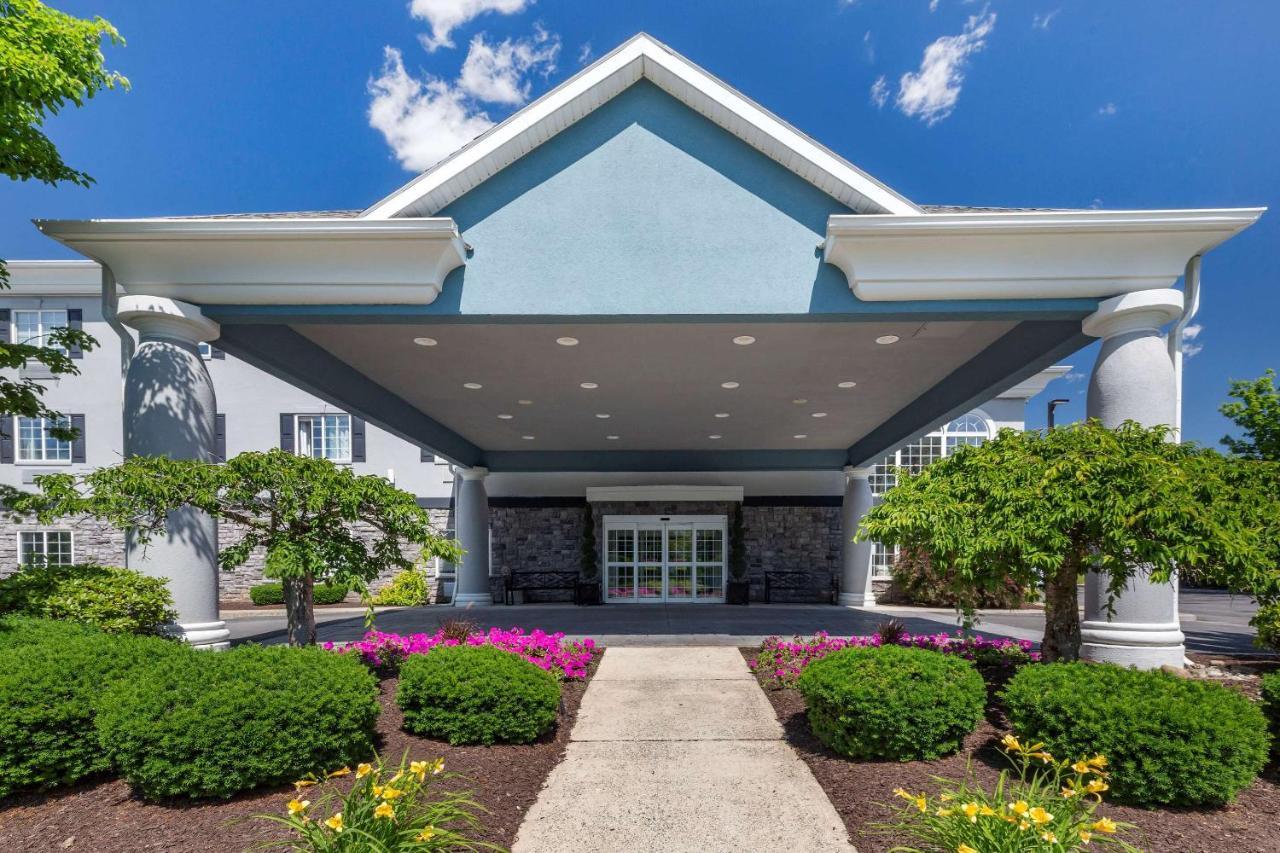 Comfort Inn & Suites East Greenbush - Albany Exterior photo