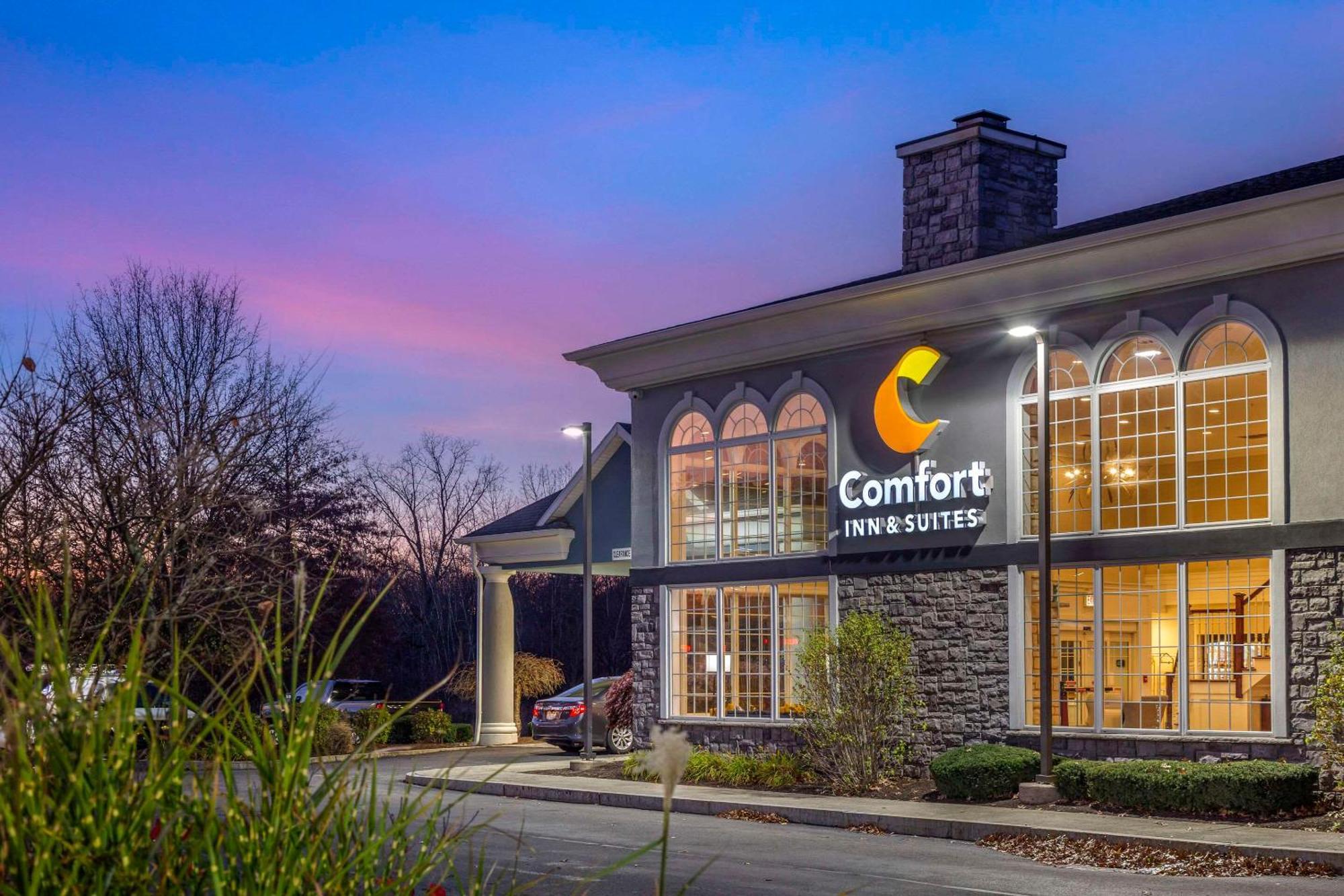 Comfort Inn & Suites East Greenbush - Albany Exterior photo